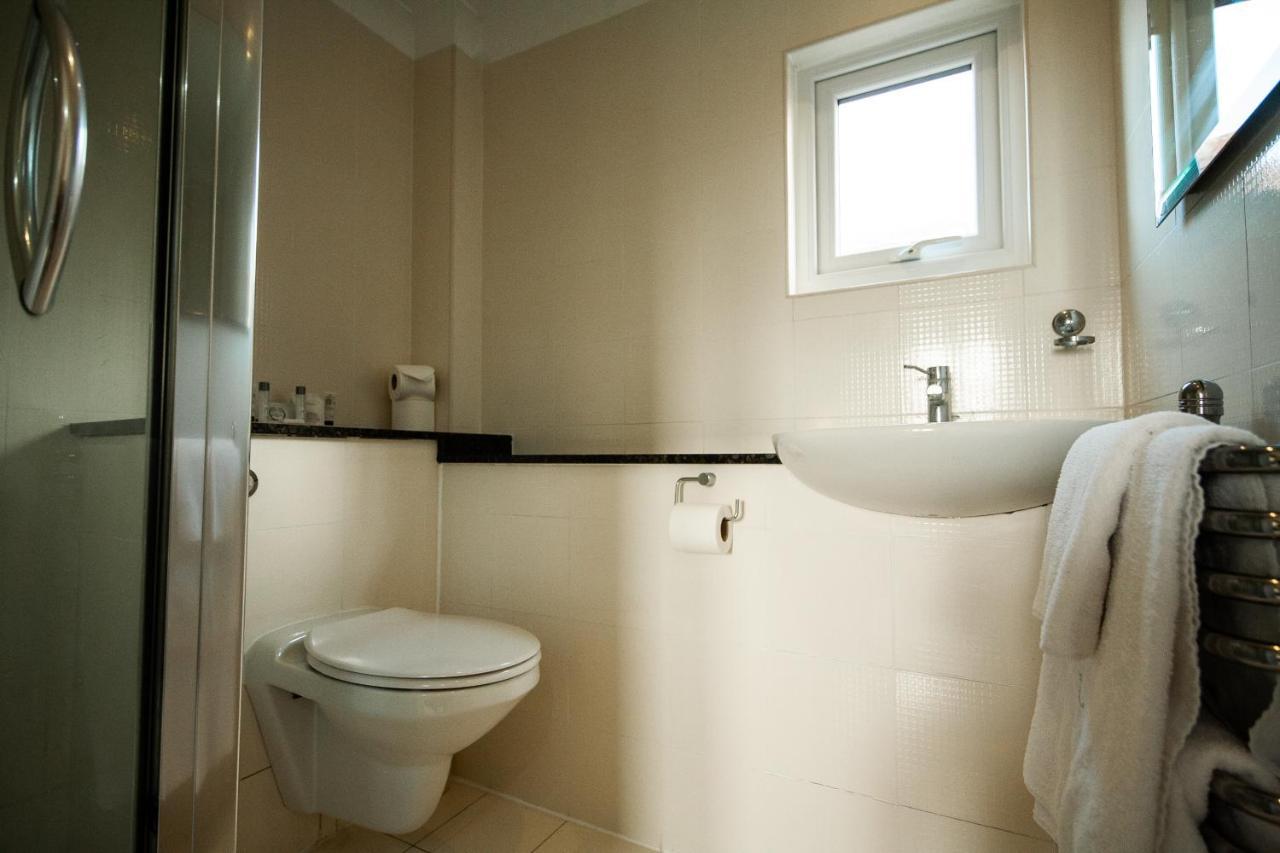 Berwick Manor Hotel Rainham  Ngoại thất bức ảnh