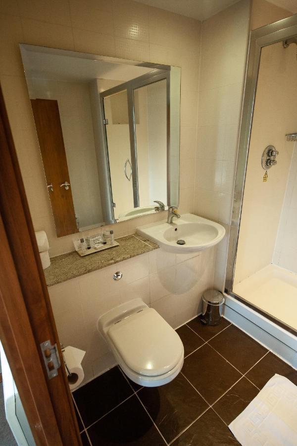 Berwick Manor Hotel Rainham  Ngoại thất bức ảnh